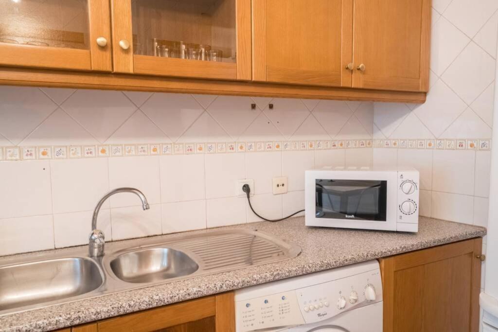 Beautiful Apartment Near The Center Of Лісабон Екстер'єр фото